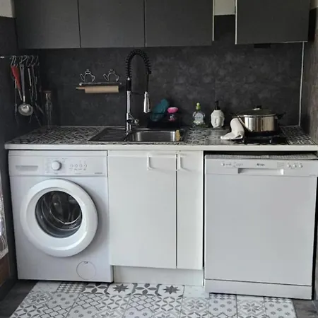 Eureka T2 Proche Du Camp