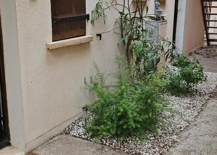 Appartamento Eureka T2 Proche Du Camp